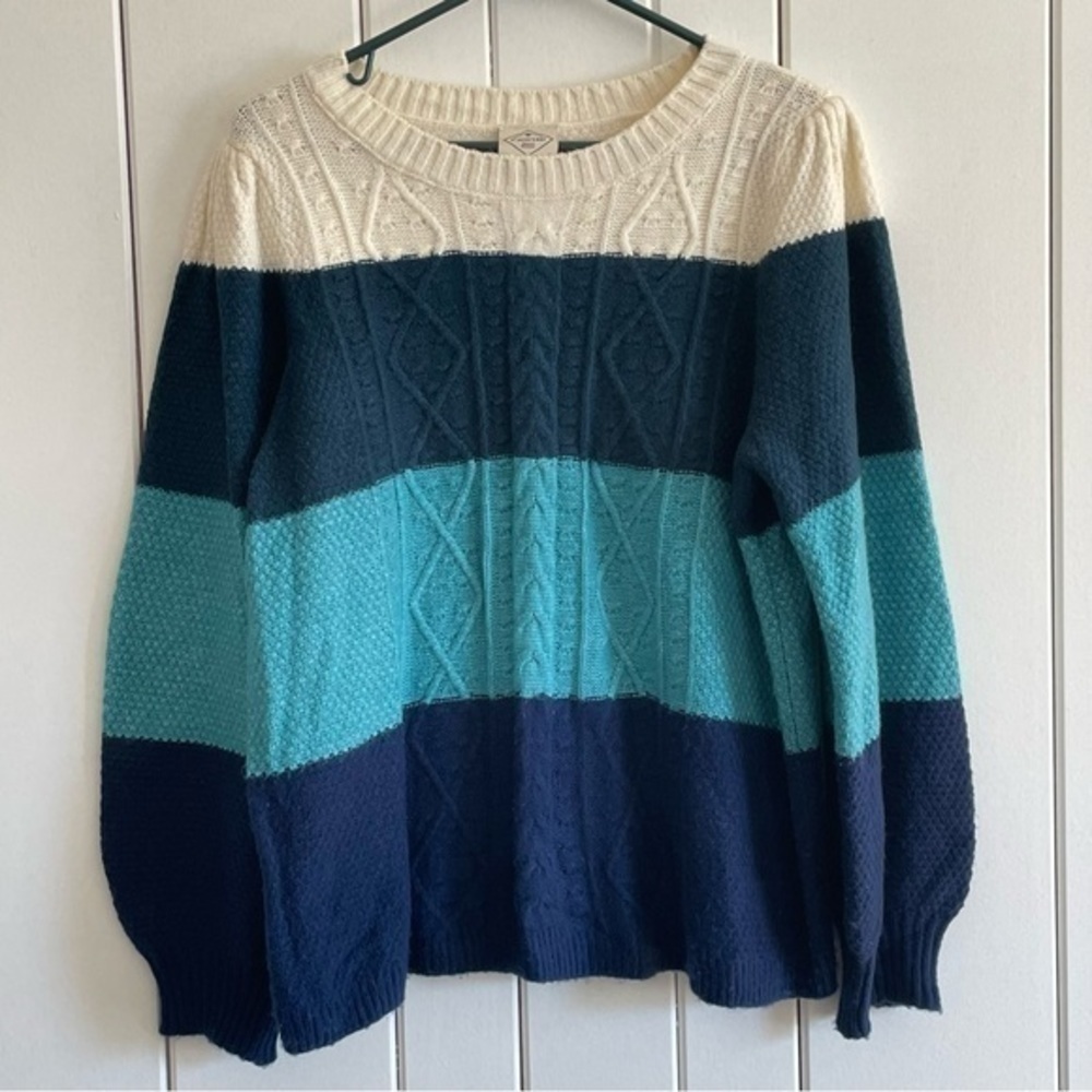 $10 SALE Knit Striped Sweater Blue Cream Winter Cozy Comfy St. John’s Bay - Picture 5 of 5